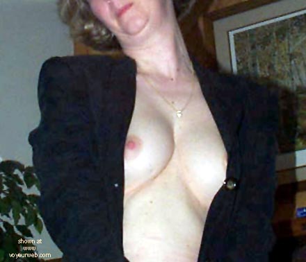 Pic #1Tabitha's Tease