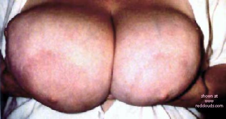 Pic #1Amber      Juggs