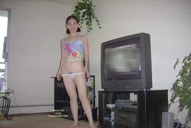 Pic #1Shanghai Wife
