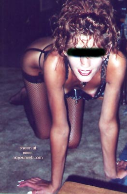 Pic #1She      is 25 and Hot