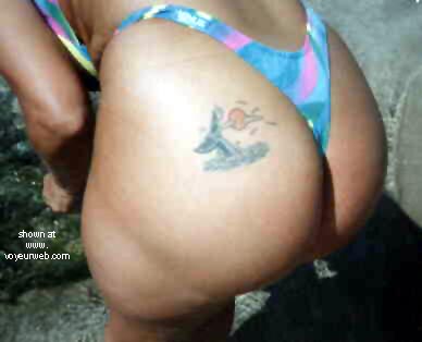 Pic #1Ellen's Sexy Rear