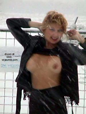 Pic #1Tori In The Snow