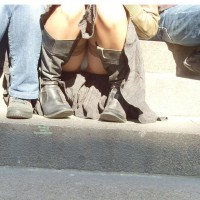 Pic #1 Sexy Upskirt
