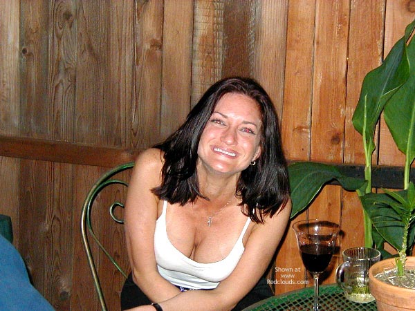 Pic #1Joolia Asks For A Helping Hand