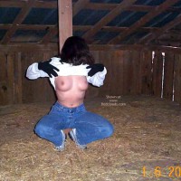 Pic #1Peachgirl On The Farm