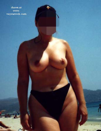 Pic #1Nude beach Babe!