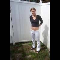 Pic #1 Sweet Melissa In The Yard