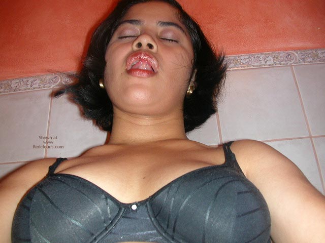 Pic #1Ana 22 Years Old