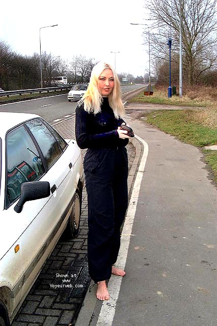 Pic #1Tigress makes a call