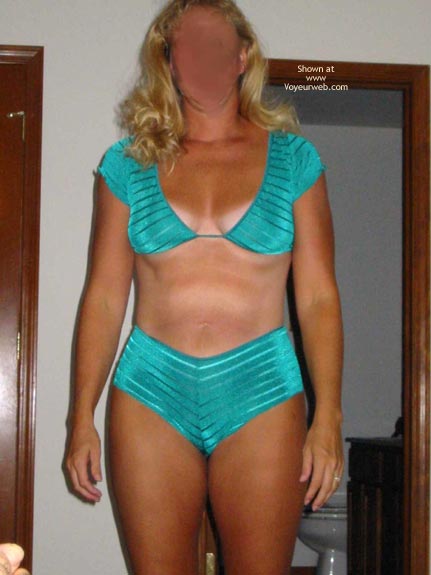 Pic #1Tammy In Green