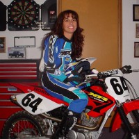 Pic #1Brunette- Keeping In Touch