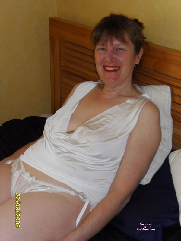 Pic #1Boobs In Bed