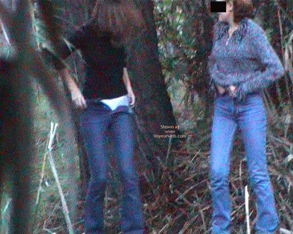 Pic #1Voyeur Piss Baby In Park