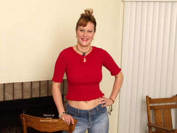 Pic #1Cindy Plays With Her Pussy