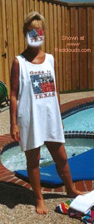 Pic #1Dj by the pool