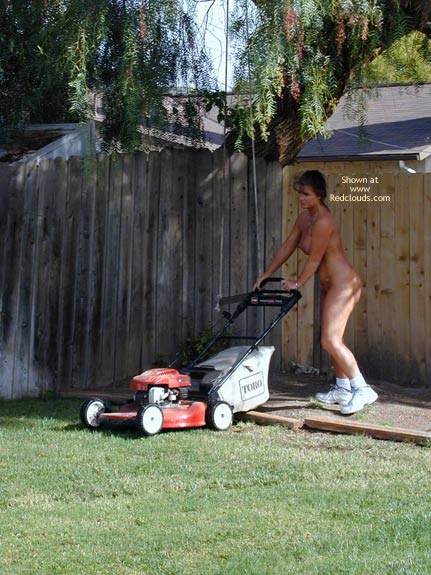 Pic #1Tm Doing Yard Work Nude