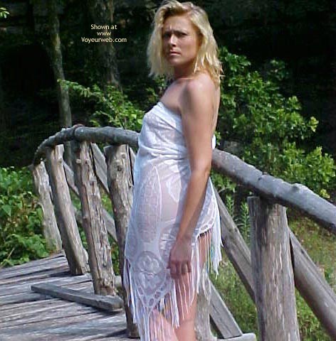 Pic #1Starr (Babe On A Bridge)
