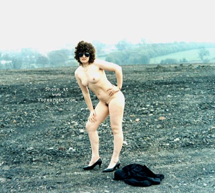 Pic #1UK'S JD TAKES THE PITS