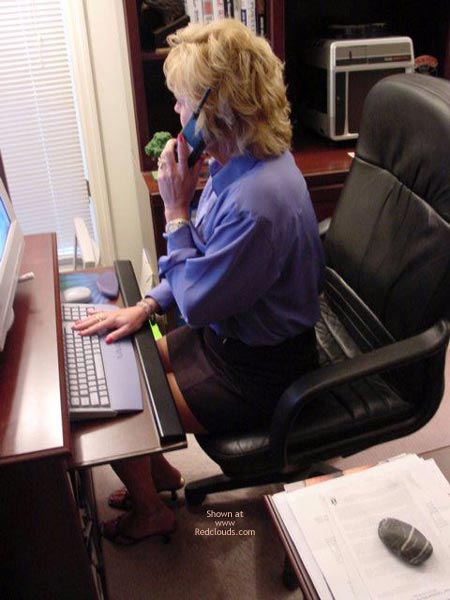 Pic #1*Sp The Boss Is Away