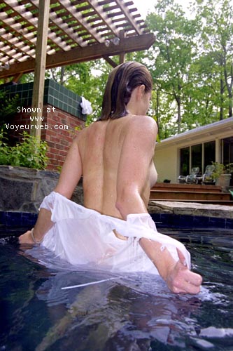 Pic #1*WB Wet and Rocky