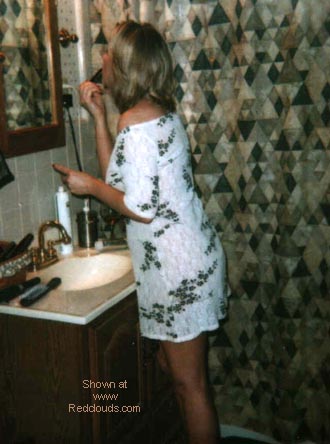 Pic #1WIife and Wine Works Out Fine