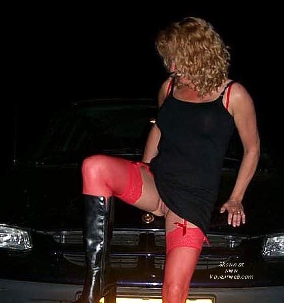 Pic #1ano outdoor by night