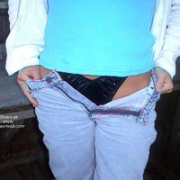 Pic #1Dr. Pam outside