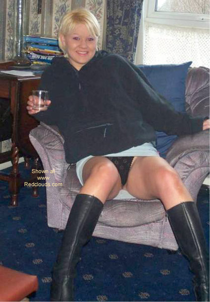 Pic #1Sue From UK, First Time