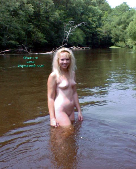 Pic #1Neked by the water