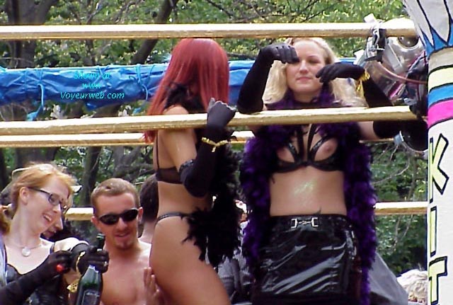 Pic #1 Love Parade 2000 - Berlin