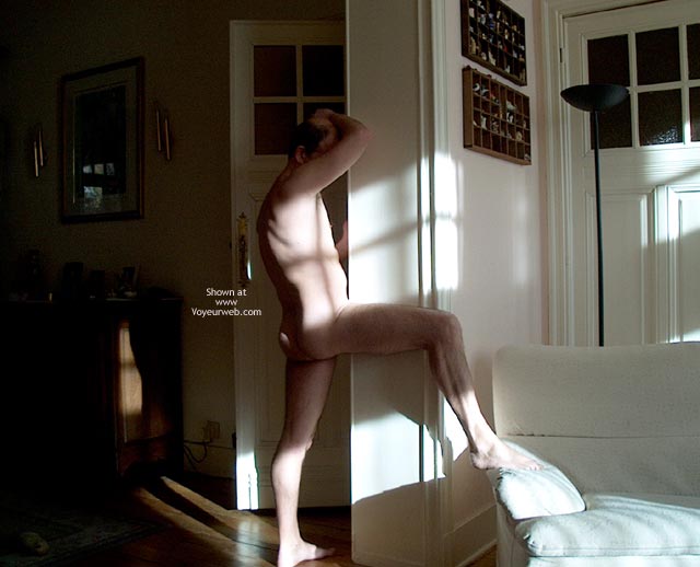 Pic #1M* Adien Playing With The Sun