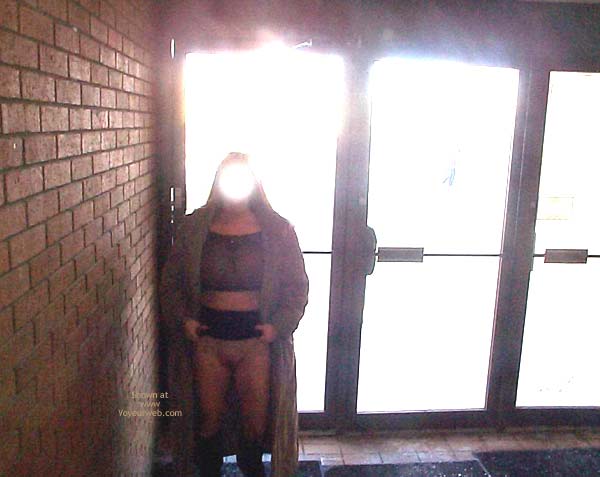 Pic #1Kalynn Out For A Drive2