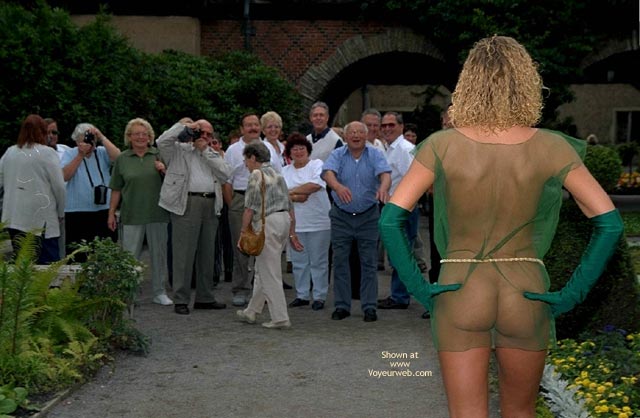 Pic #1Naked Annabella And Public Reactions