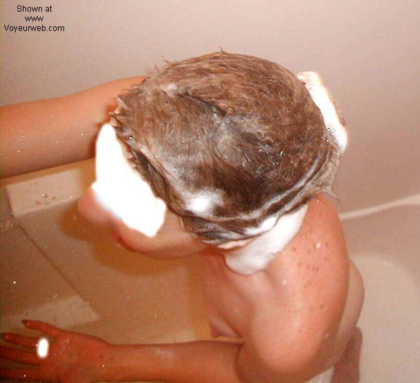 Pic #1 shower shots (BLUR)