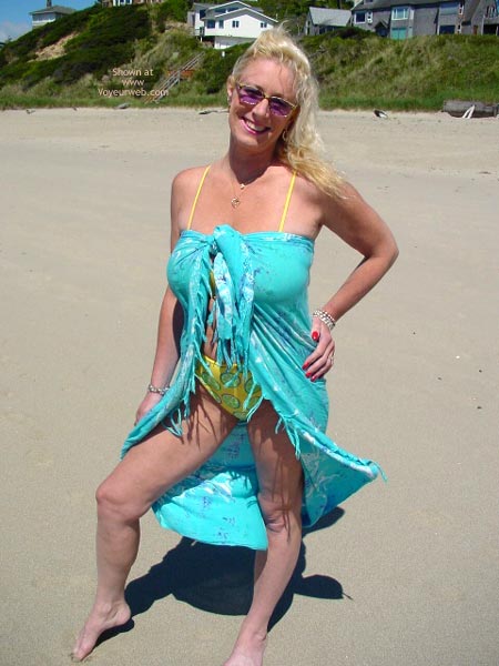 Pic #1Ashley At The Beach