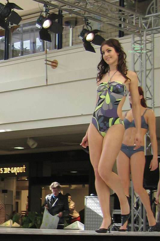 Pic #1A Catwalk At The Mall....