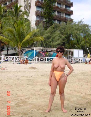 Pic #1Tiger-Lady Follows The Sun