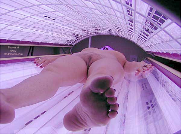 Pic #1Friend Of My Wife In Tanning Bed