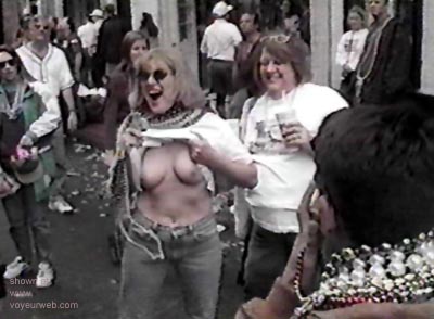 Pic #1Mardi Street Shots
