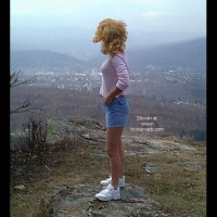 Pic #1 sexy thong lady