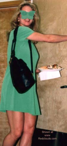 Pic #1BottleBabe, LunchTime