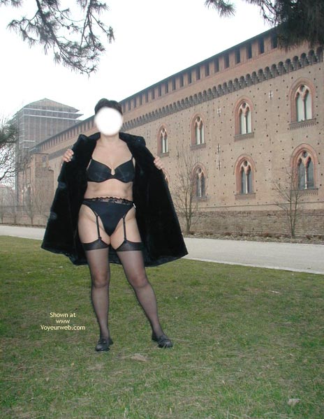 Pic #1Nip Isa In Gita