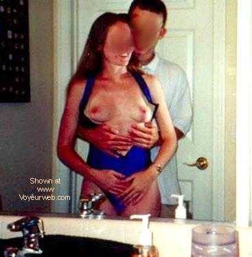 Pic #119y/o Kitten, Loves to pose!