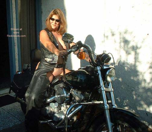 Pic #1BiWife4U...Ready to Ride