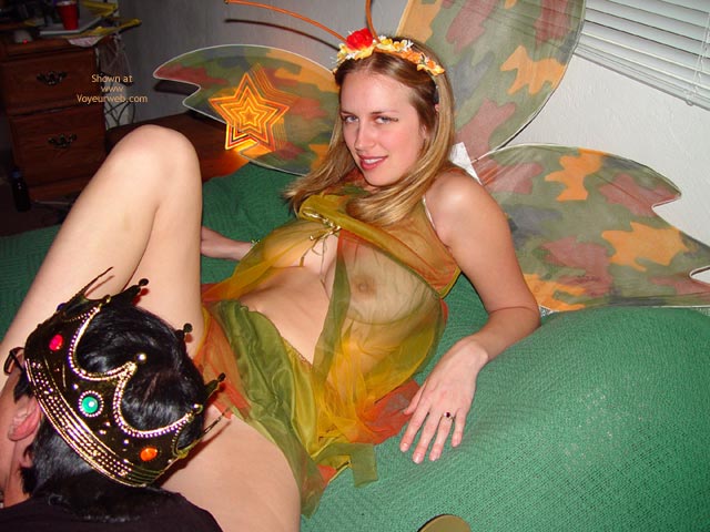 Pic #1Leila The Sex Fairy Gets A Foot Job