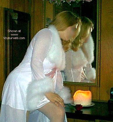Pic #1doesnt she look heaven sent?