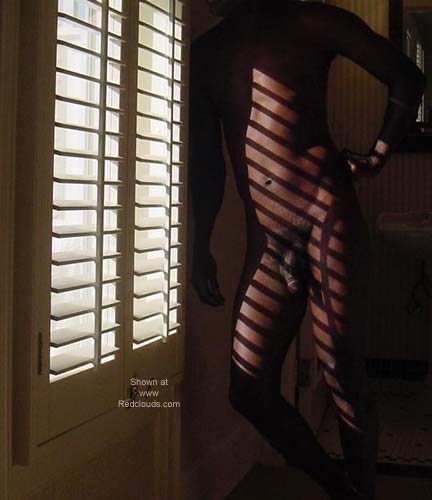 Pic #1M* R.U. Blk Curious 3