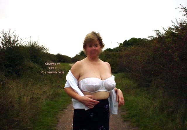 Pic #1UK "38D+" Mum