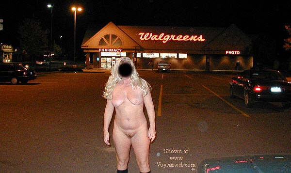 Pic #1Convenience store naughty