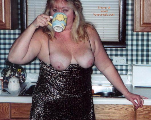 Pic #1Wife in the Kitchen